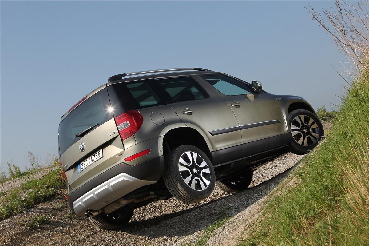 SKODA Yeti 2014 Outdoor - Yeti Outdoor 2.0 tdi Style 4x4 150cv dsg