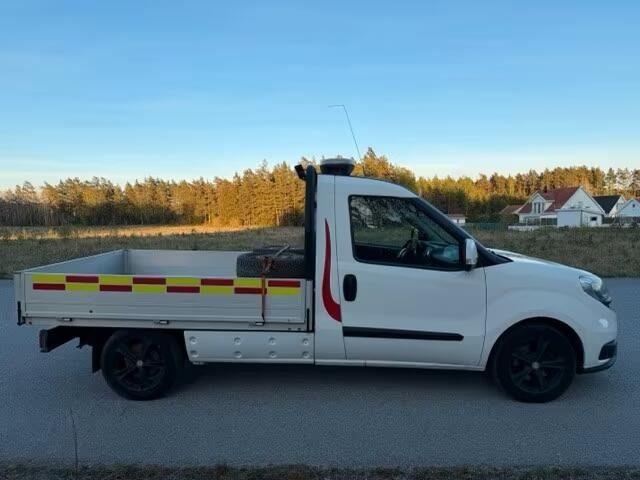 FIAT Doblo 1.3 Mjt Cassonato 3 POSTI Work-Up GANCIO TRAINO