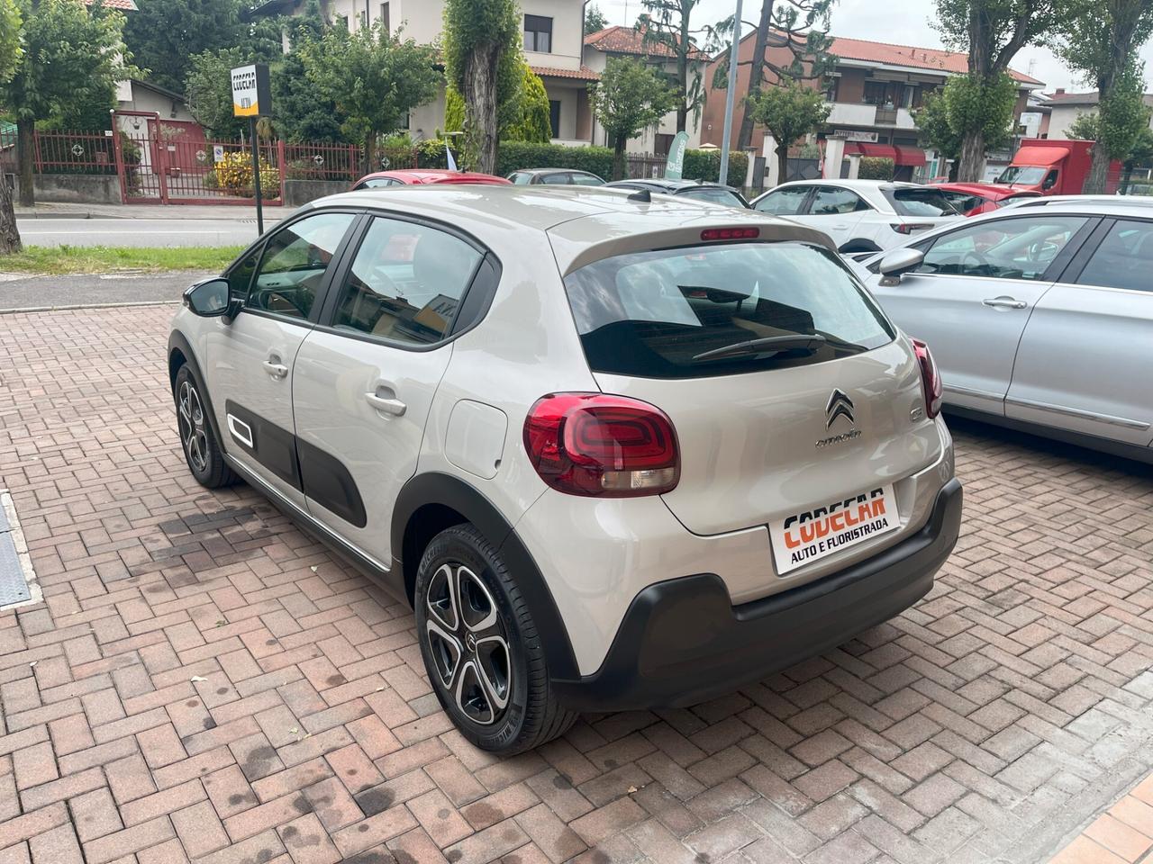 Citroen C3 PureTech 83 S&S Plus - Neopatentati - Navigatore Satellitare - Fari Led - Climatizzatore Automatico