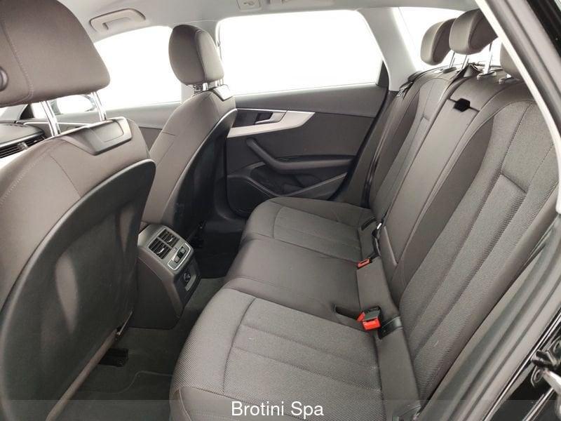 Audi A4 2.0 30 TDI 122cv Business Advanced S-Tronic