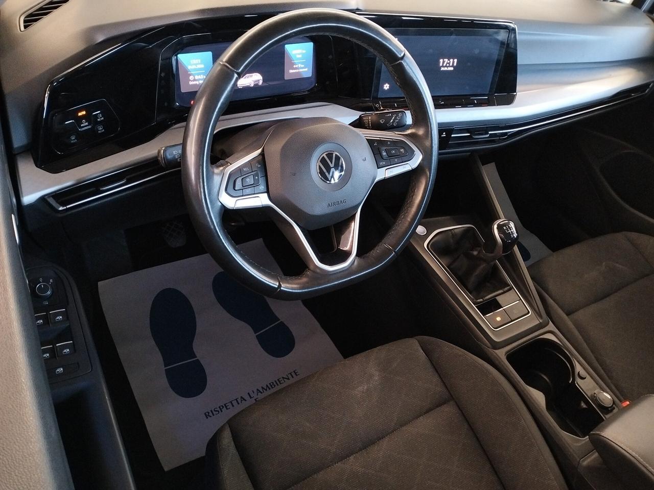 Volkswagen Golf Variant 2.0 TDI SCR Life - NEOPATENTATI