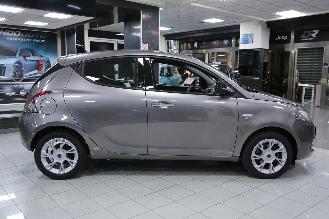 Lancia Ypsilon 1.2 69 cv Gold