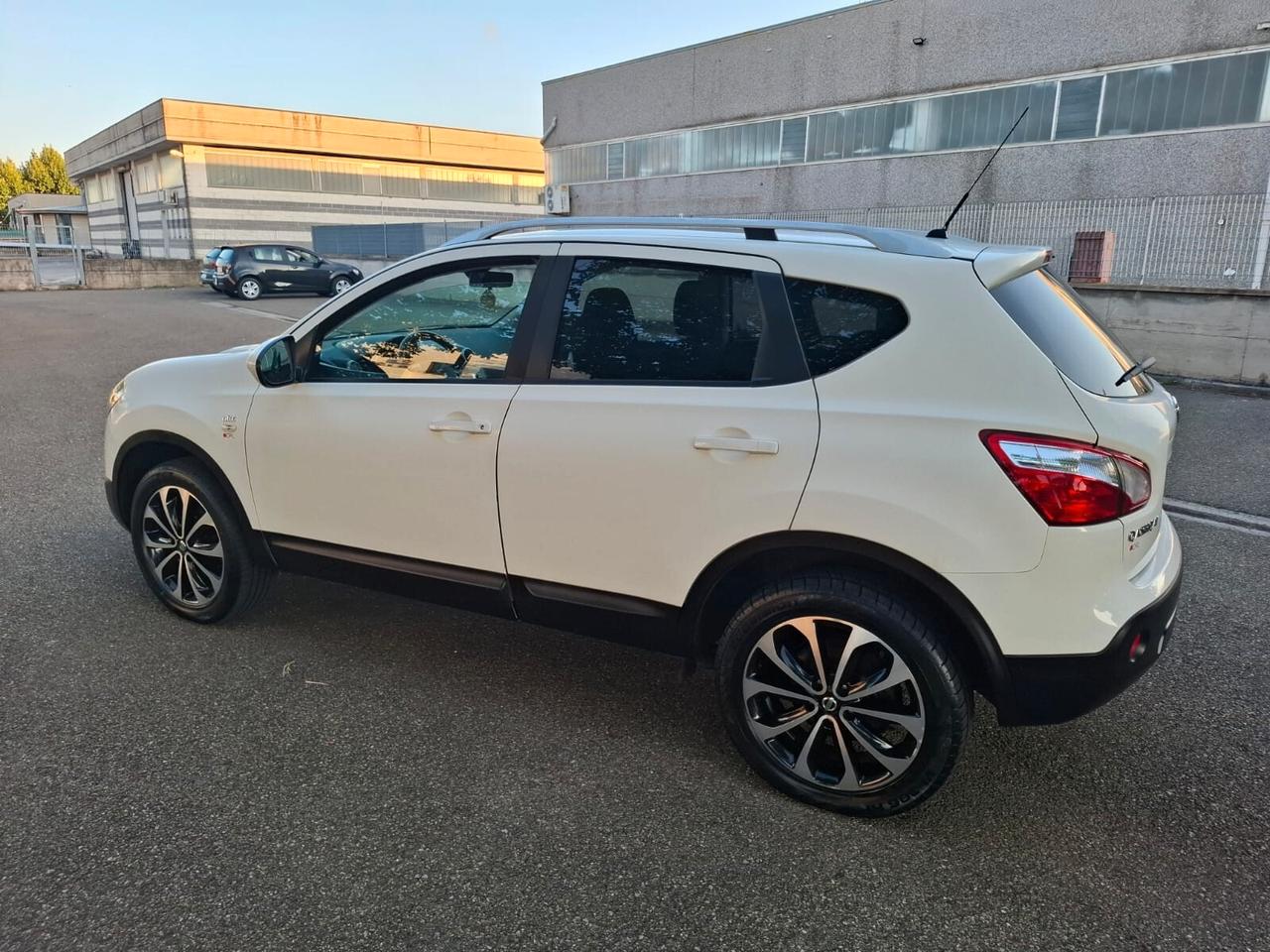 Nissan Qashqai 1.6 dCi 4X4 del 2012 SOLO 146.000 KM
