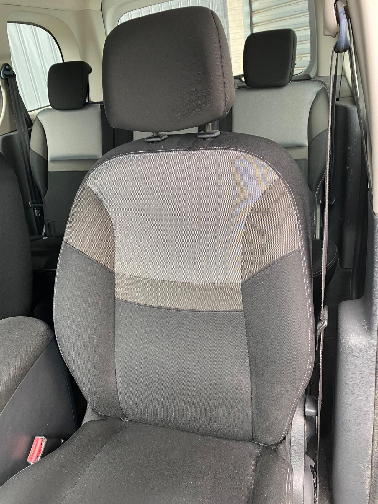 Renault Kangoo 1.5 dCi 110cv N1/AUTOCARRO 5 POSTI