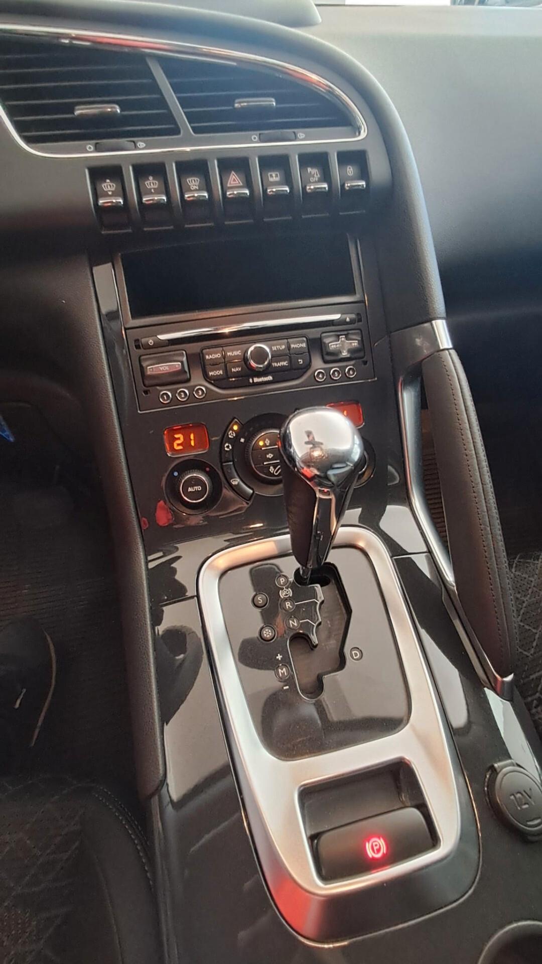 PEUGEOT 3008 1.6 BENZINA 165 CV