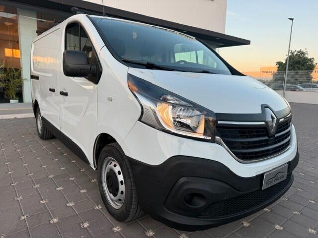 Renault Trafic 2.0 dCi 120 cv P.c T.n Ice 2021