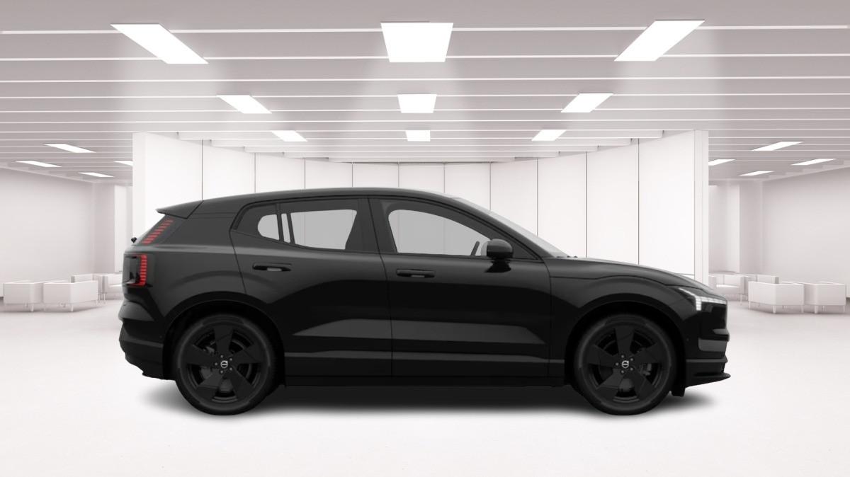 VOLVO Ex30 Single Motor Extended Range Rwd Plus Black Edition