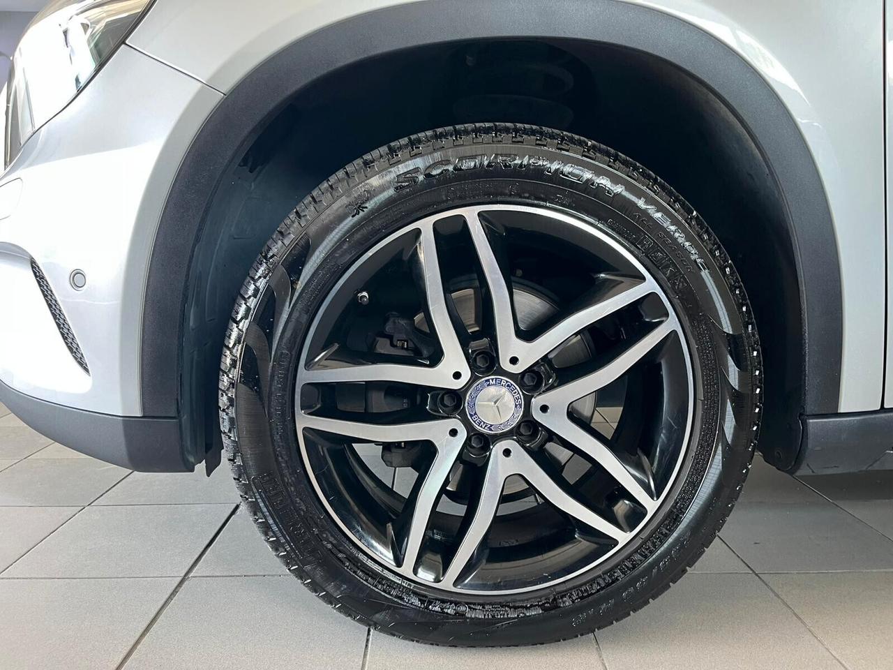 Mercedes-benz GLA 200 d Automatic Enduro Activity