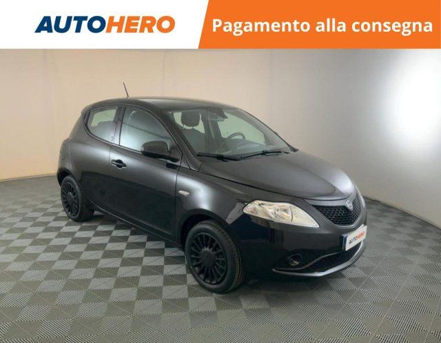 LANCIA Ypsilon 1.0 FireFly 5 porte S&S Hybrid Ecochic Silver