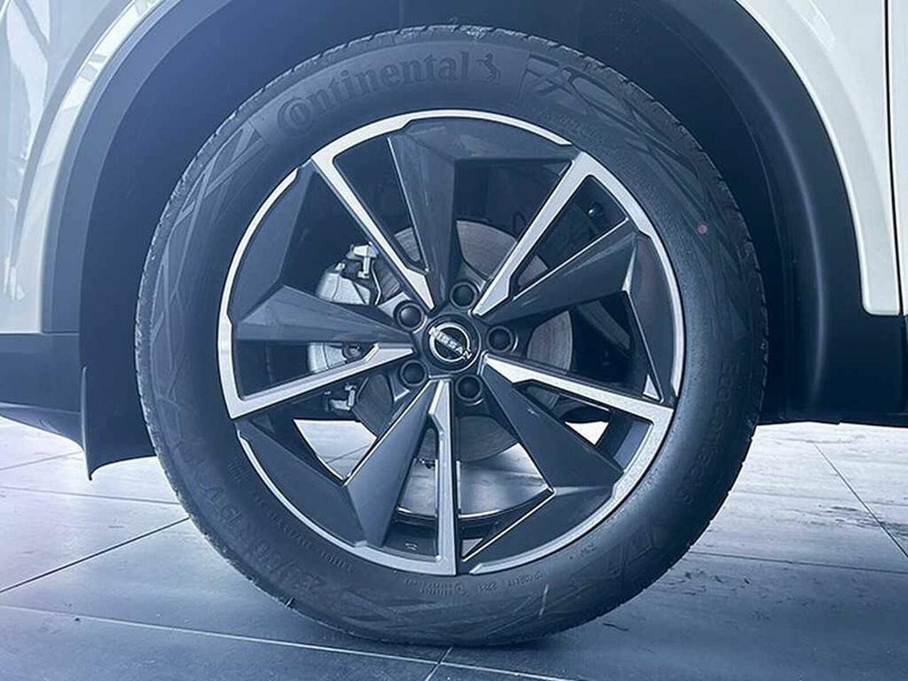 Nissan Qashqai 1.3 mhev tekna 2wd 158cv xtronic