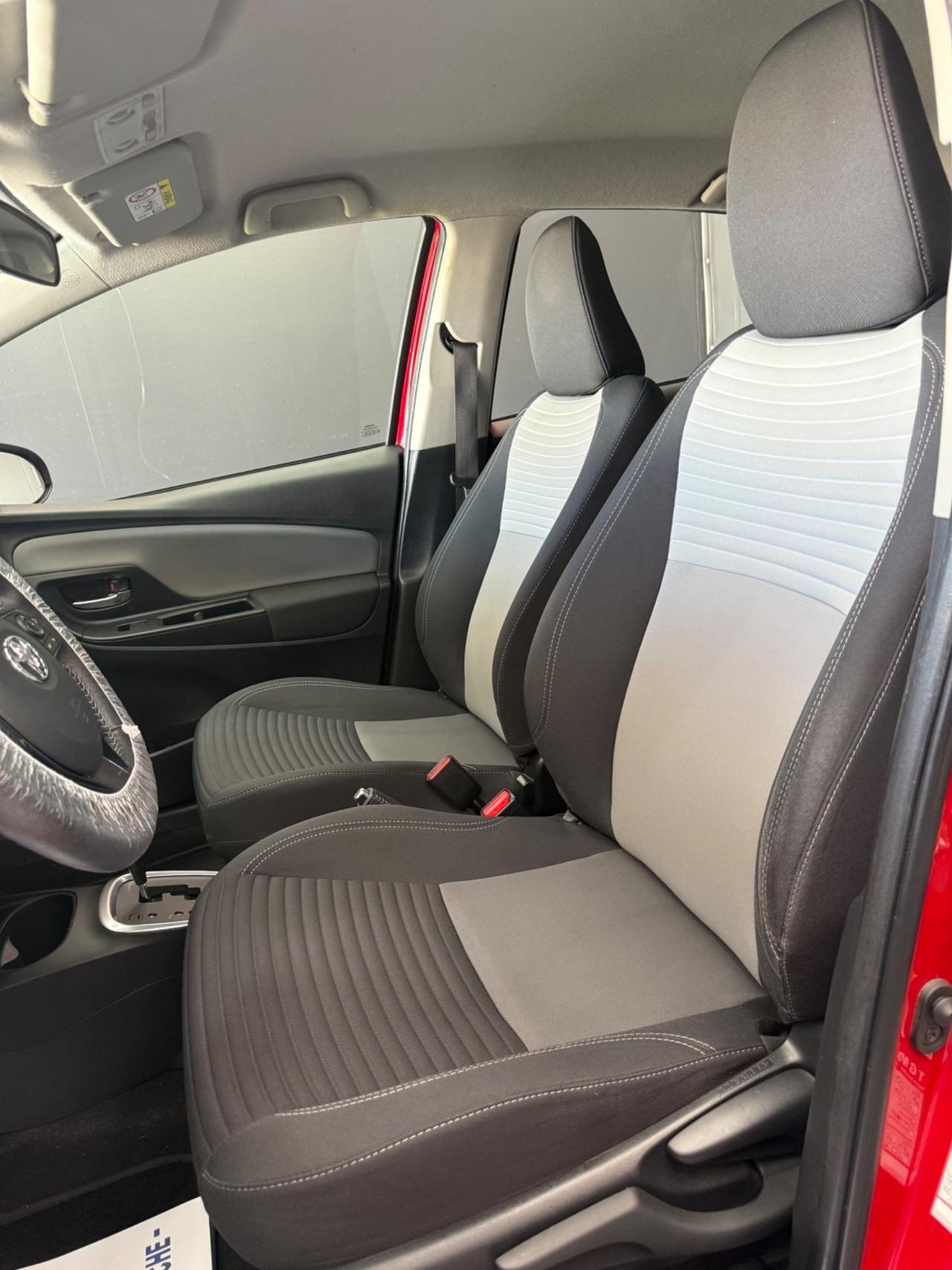 Toyota Yaris 1.5 Hybrid TREND RED EDITION 2018