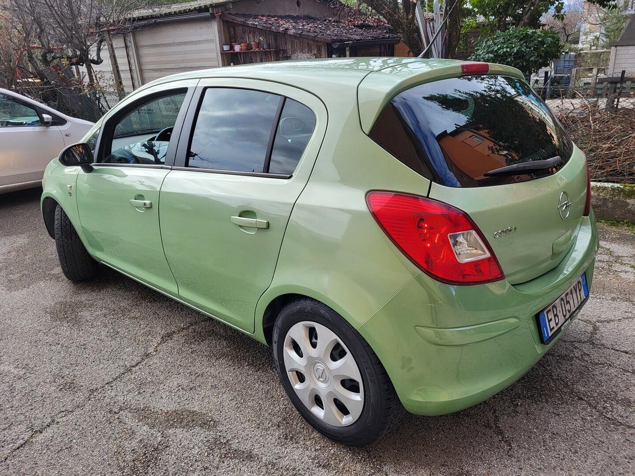 Opel Corsa 1.2 80CV 5 porte GPL-TECH Club