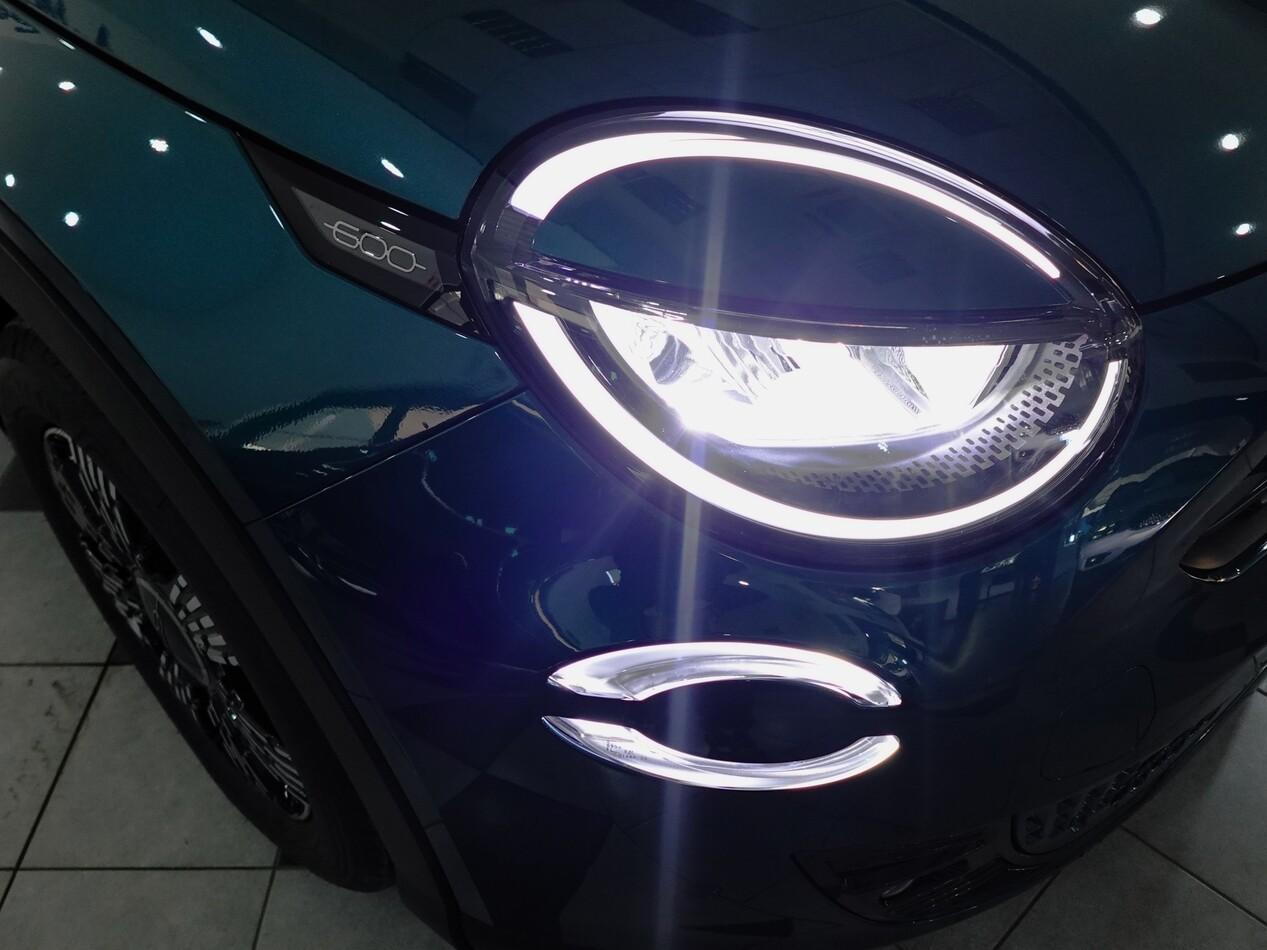 Fiat 600 1.2 HYBRID 145 CV PACK COMFORT AUTOM.