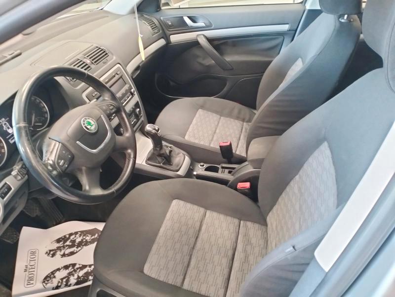 Skoda Octavia Berlina Octavia 1.6 tdi cr SW KM 149000