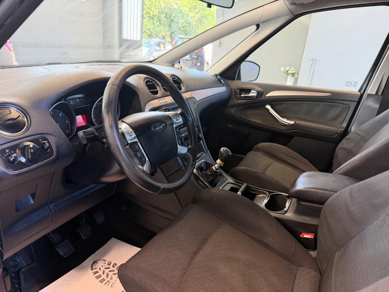 Ford S-Max 2.0 TDCi 140CV Titanium