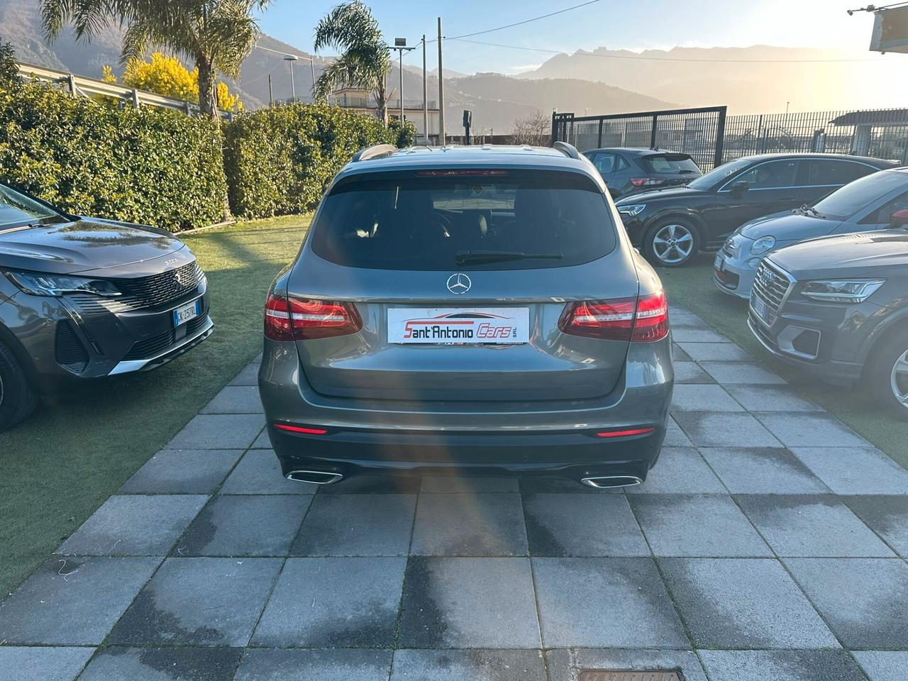 Mercedes GLC 220 170V d 4Matic Exclusive 2017 FULL