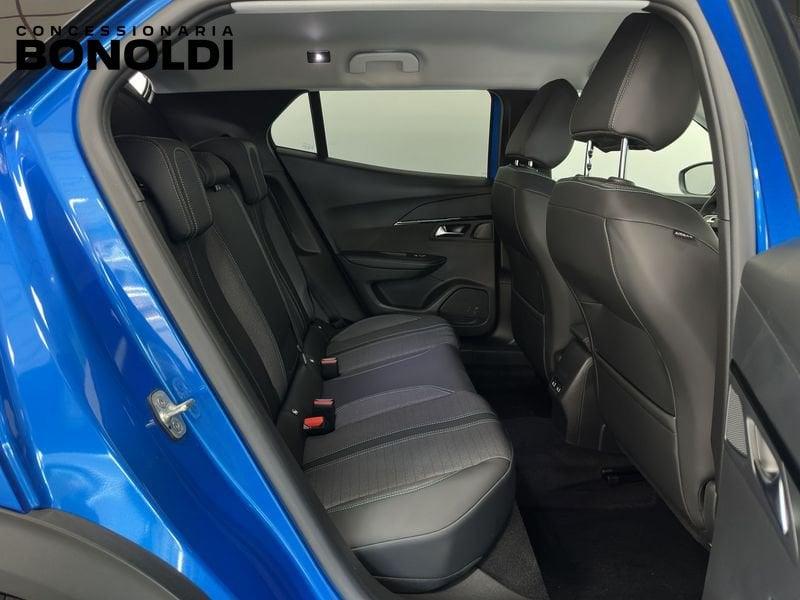 Peugeot 2008 motore elettrico 136 CV Allure Pack Neopatentati