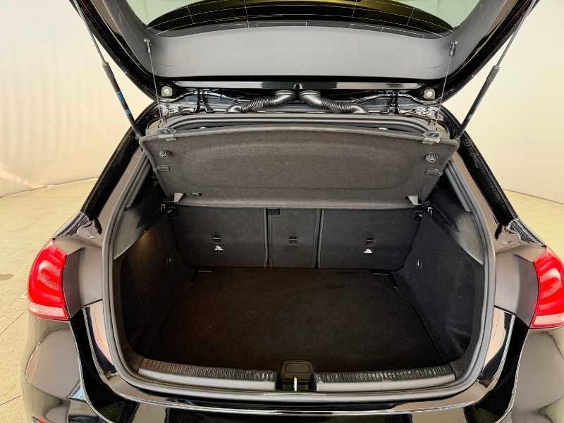 Mercedes-Benz Classe A - W177 - A 200 d Sport Night edition auto