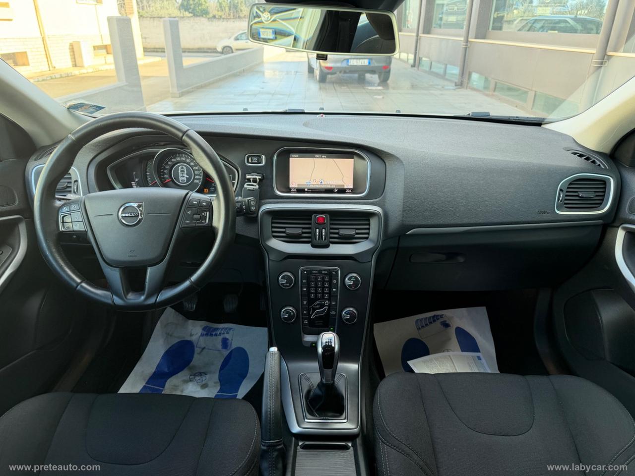 VOLVO V40 D2 Business