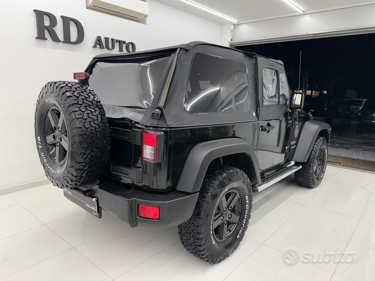 Jeep Wrangler 2.8 Unlimited CRD DPF Sport cabrio T