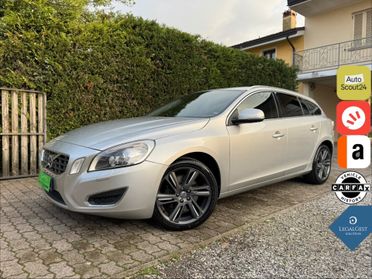 Volvo V60 D5 AWD Geartronic Summum