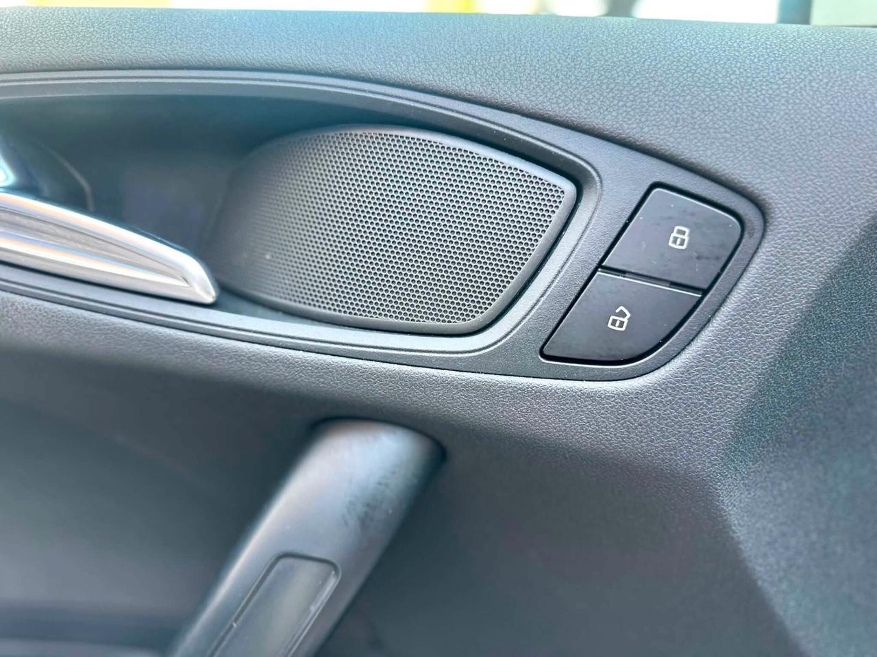 Audi A1 1.6 TDI Attraction NEOPATENTATI