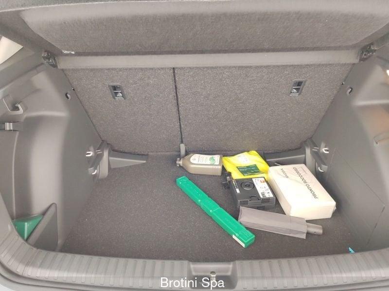 Skoda Fabia Fabia 1.0 MPI 80 CV Young Edition