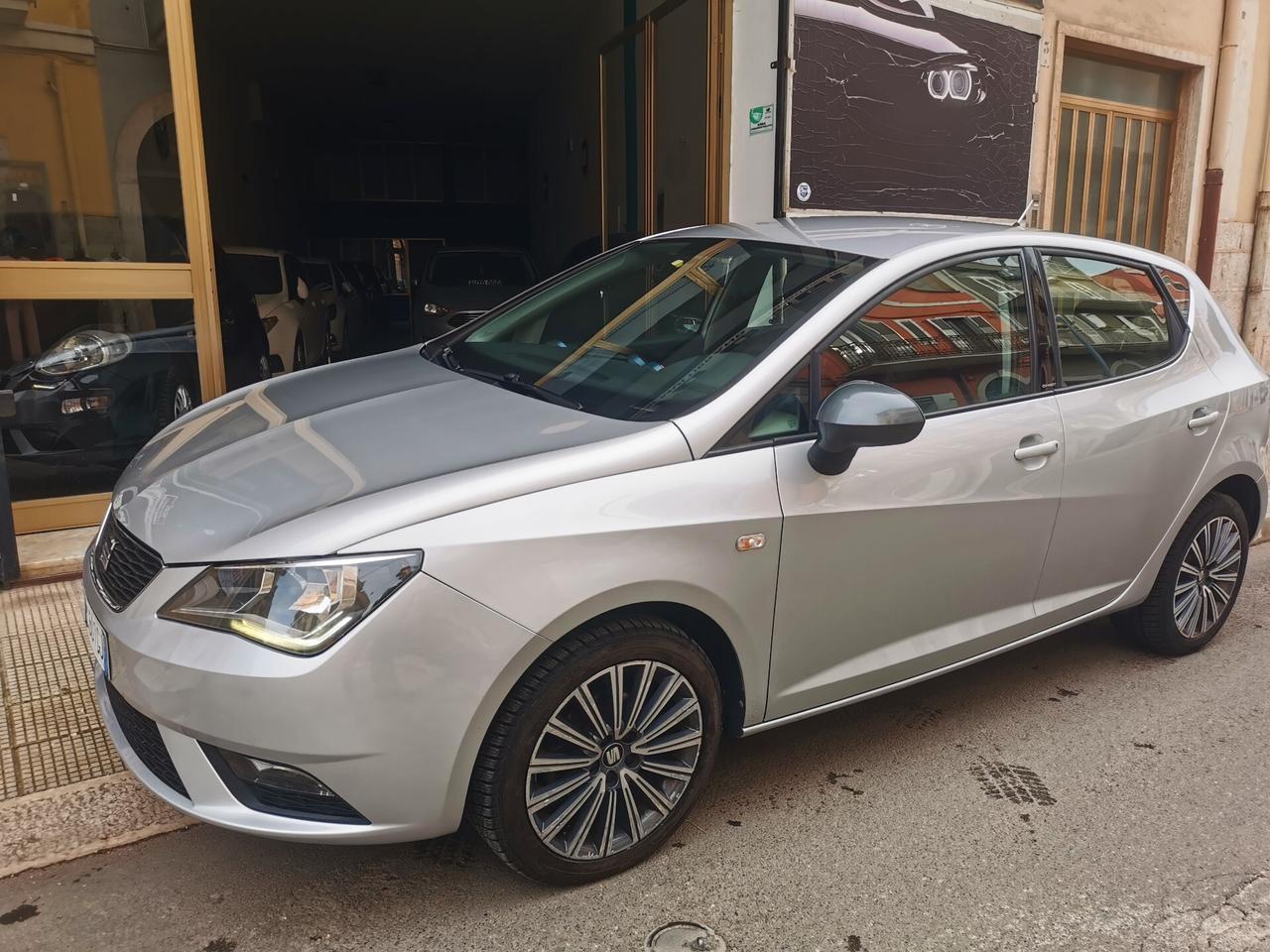 Seat Ibiza 1.4 TDI 75 CV 5p. Connect Grey FULL