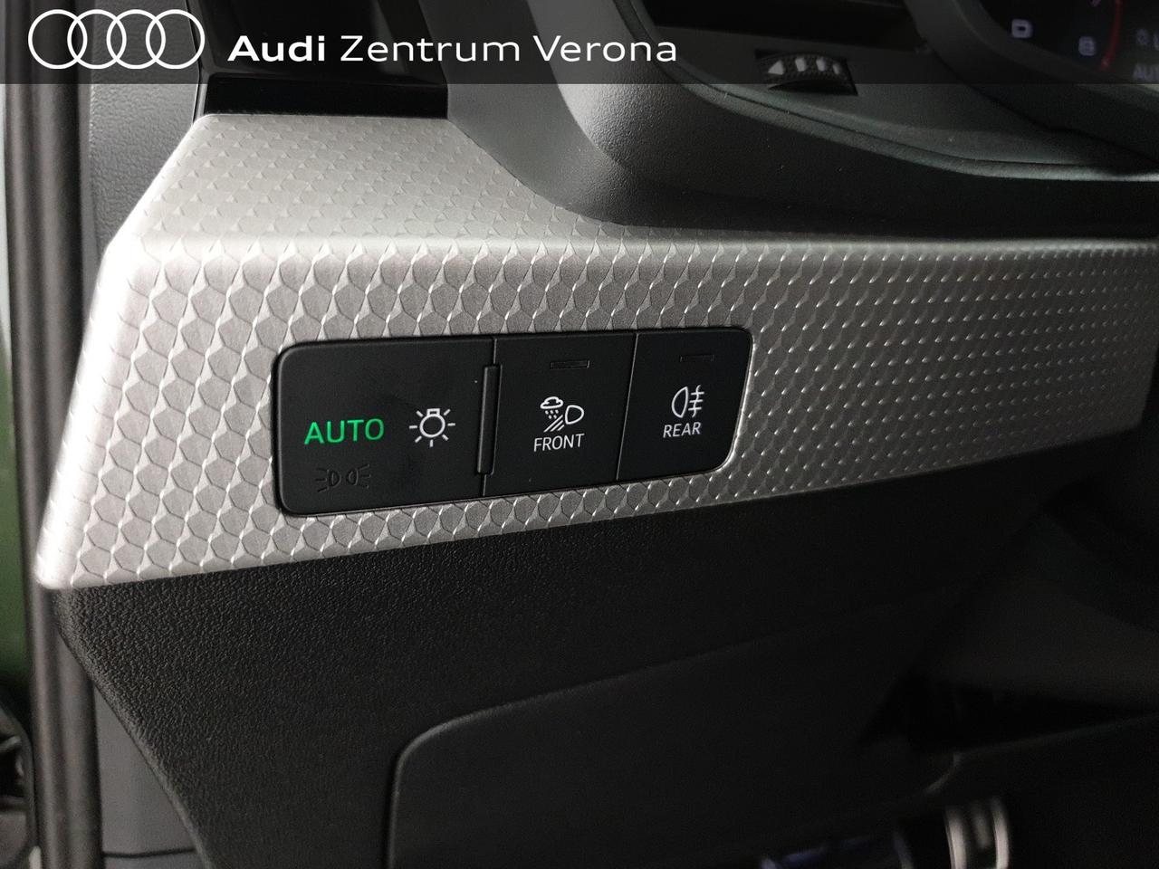 Allstreet 35TFSI 150CV S tronic Identity Contrast