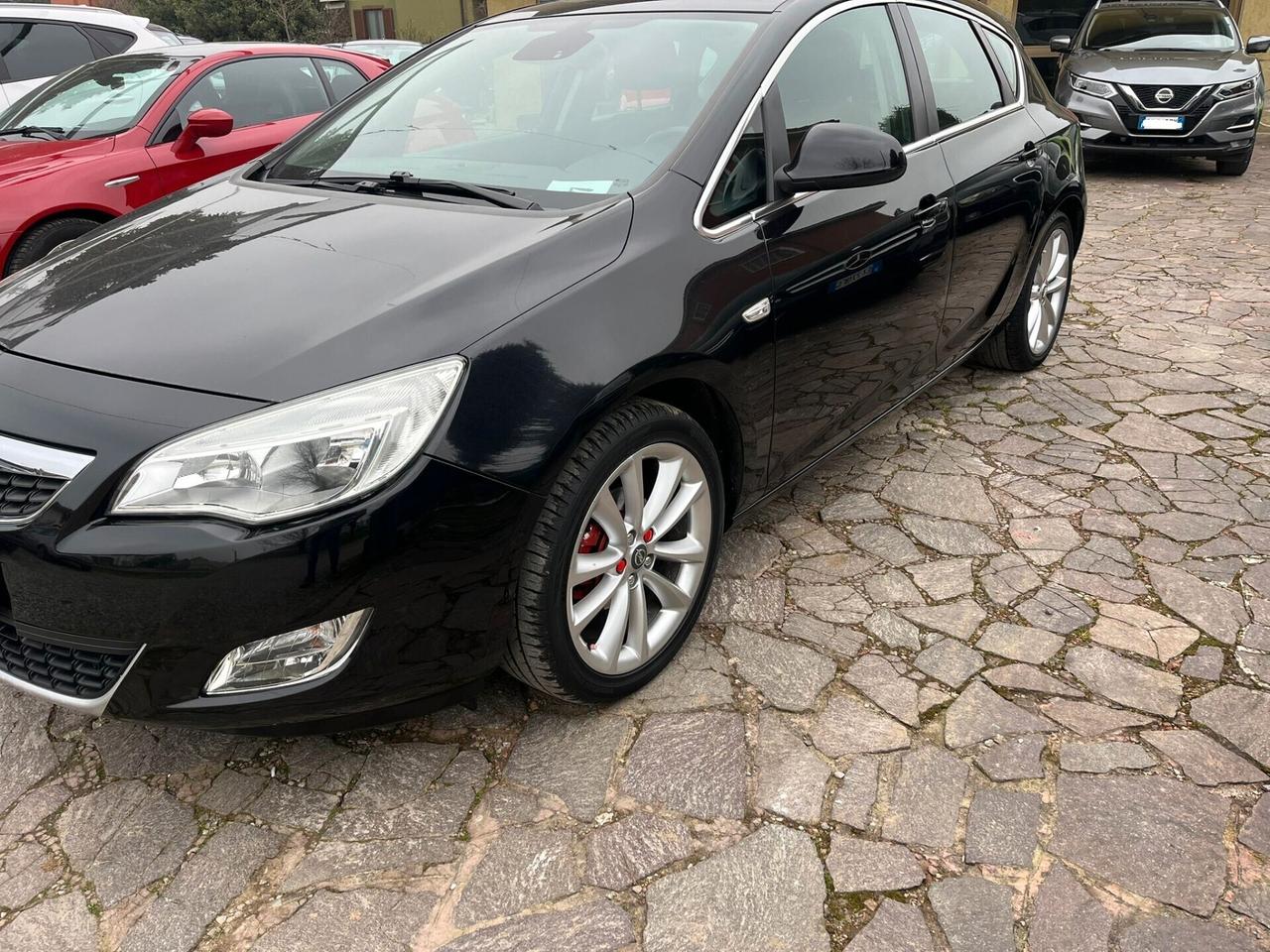 Opel Astra 1.4 Turbo 140CV 5 porte Cosmo