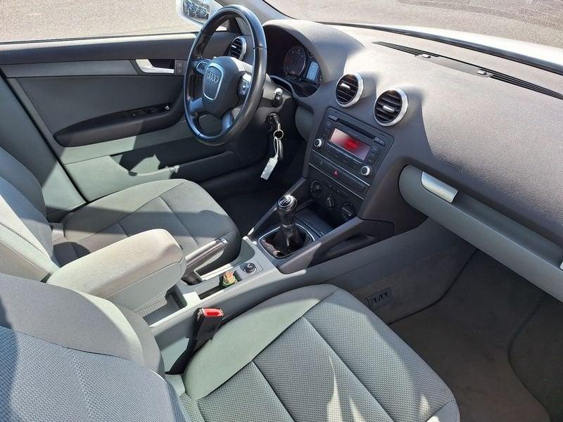 Audi A3 A3 Sportback 1.6 tdi Attraction 90cv