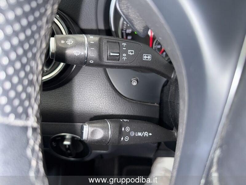 Mercedes-Benz GLA GLA-X156 2017 Diesel 200 d Night Edition auto