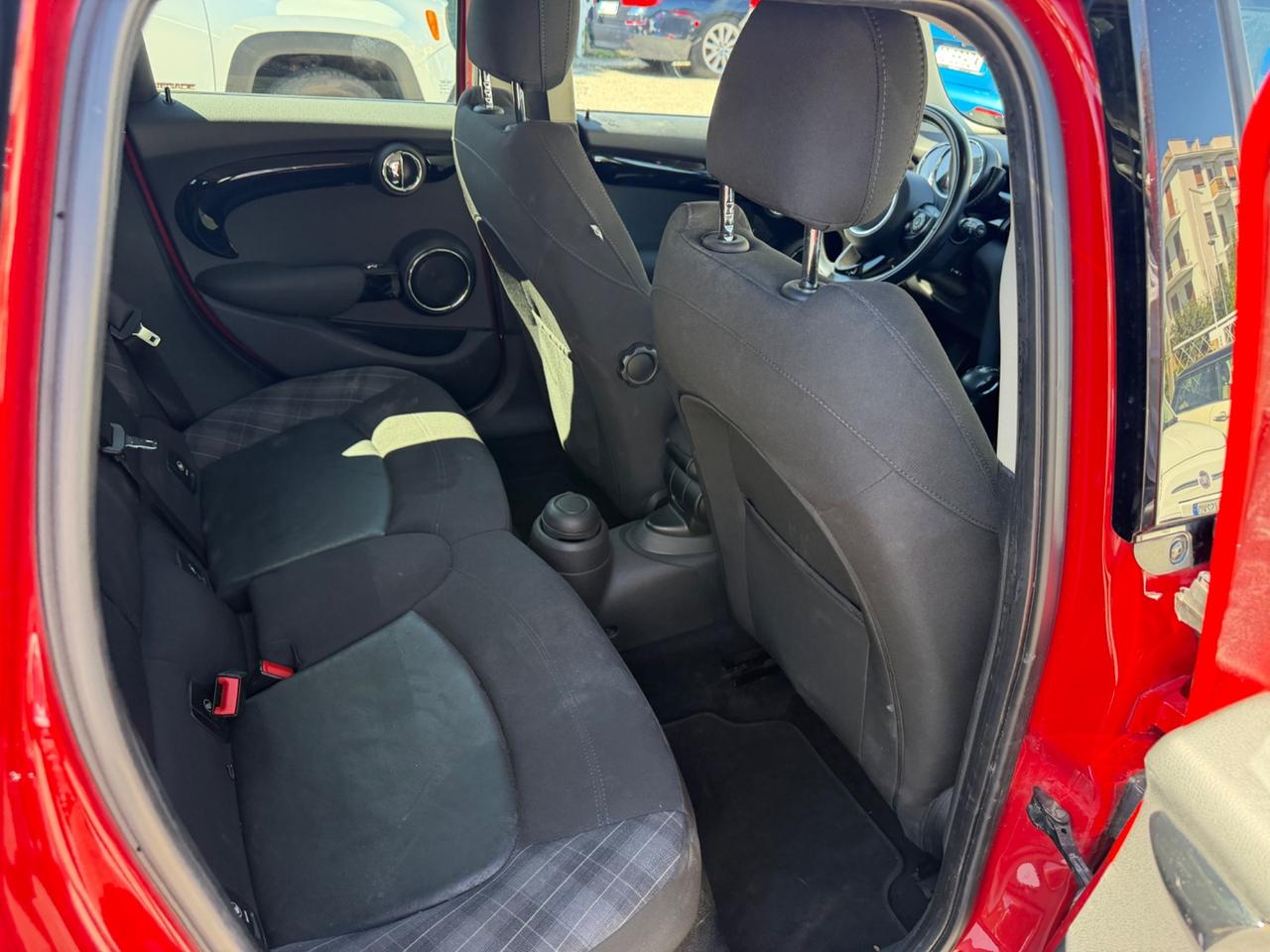 Mini 1.5 Cooper D Business XL