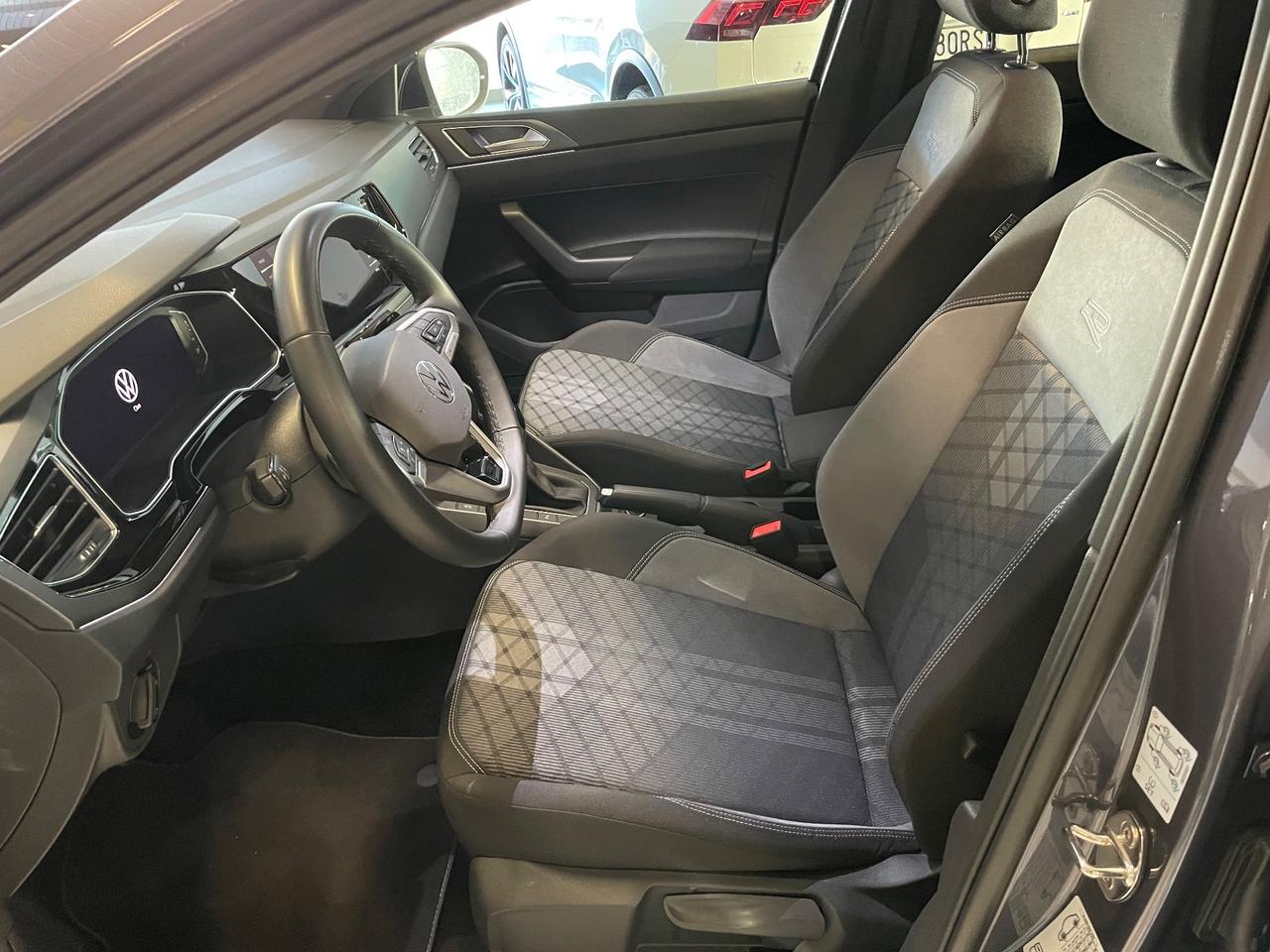 Volkswagen Taigo 1.0 TSI 115 CV DSG R-Line Telec. 18Misano