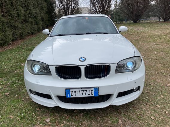 BMW Serie 1 118d cat 5 porte Eletta: prezzo e scheda tecnica 