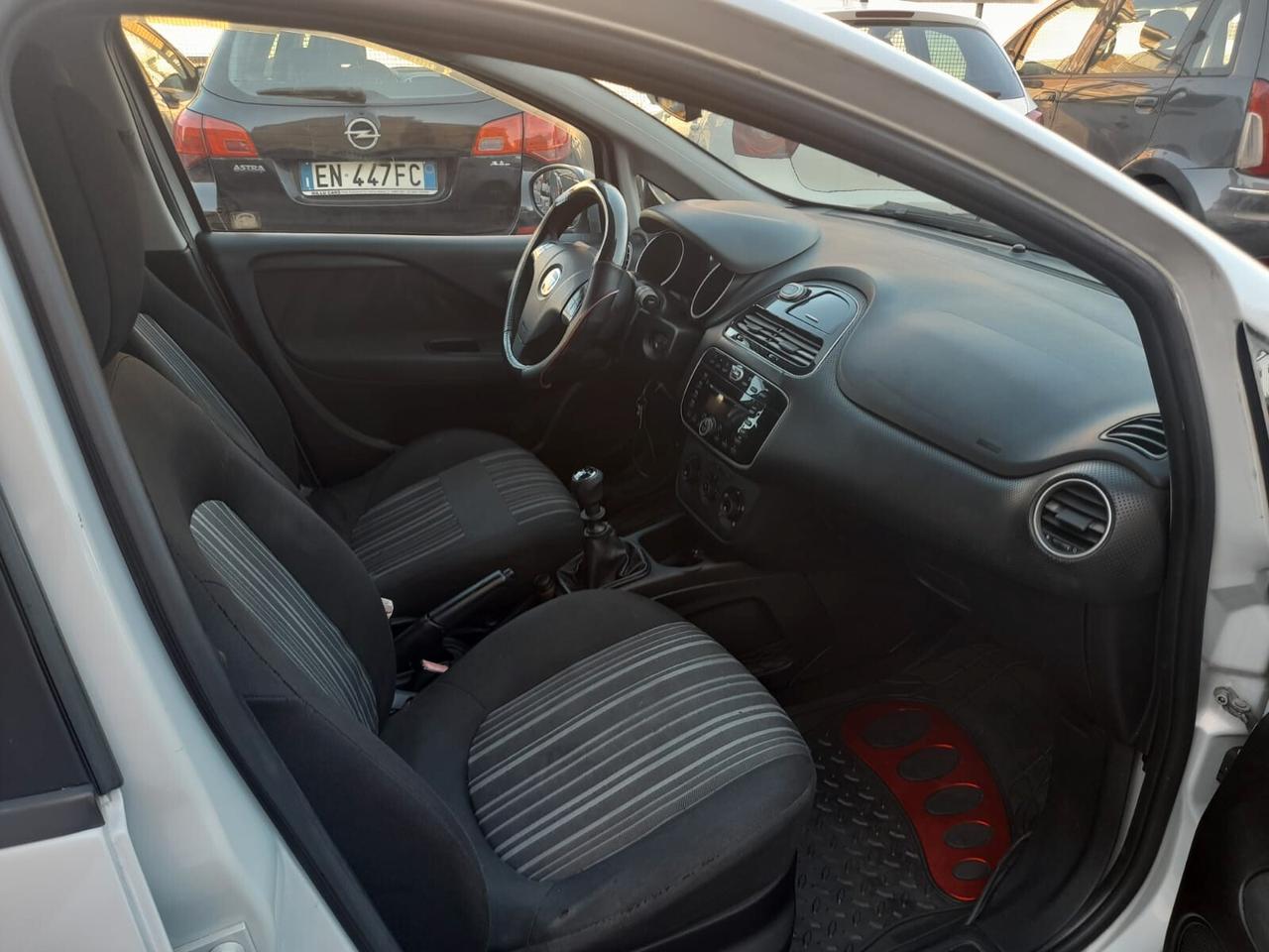 Fiat Grande Punto 1.2cc gpl 12 mesi garanzia-2011