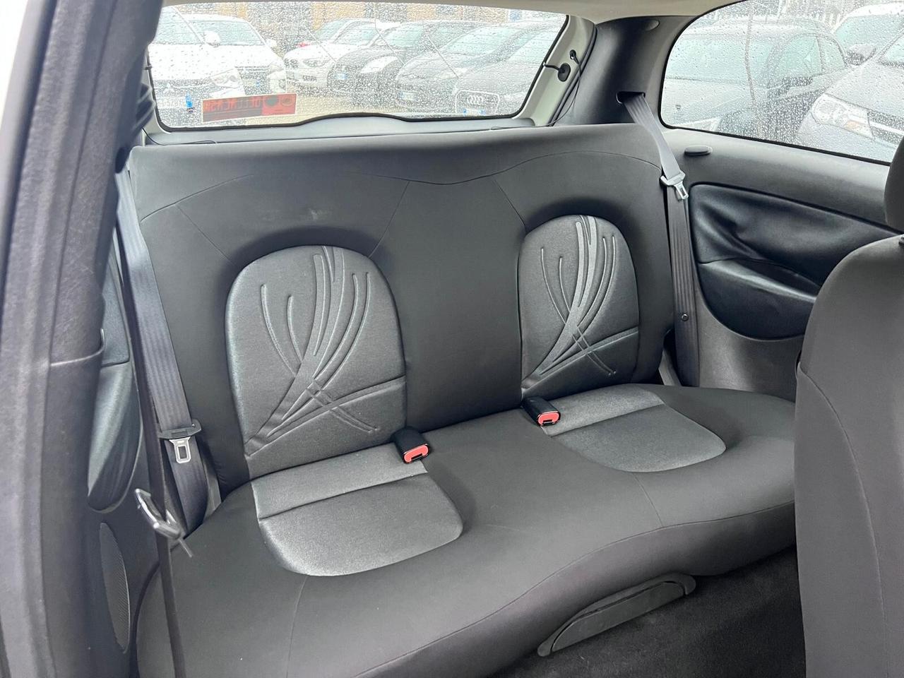 Lancia Ypsilon 1.3 MJT 75 CV Platinum