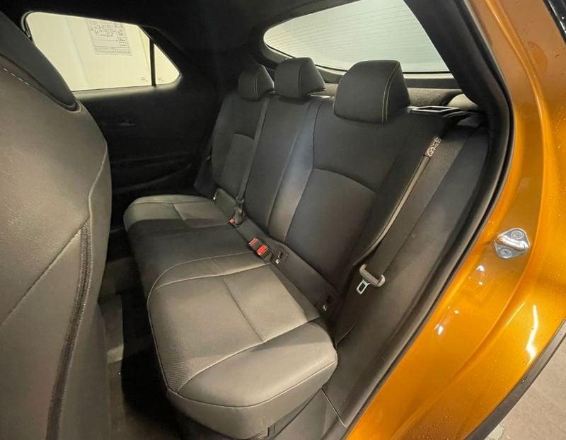 Toyota C-HR 2.0 HV Lounge Premiere