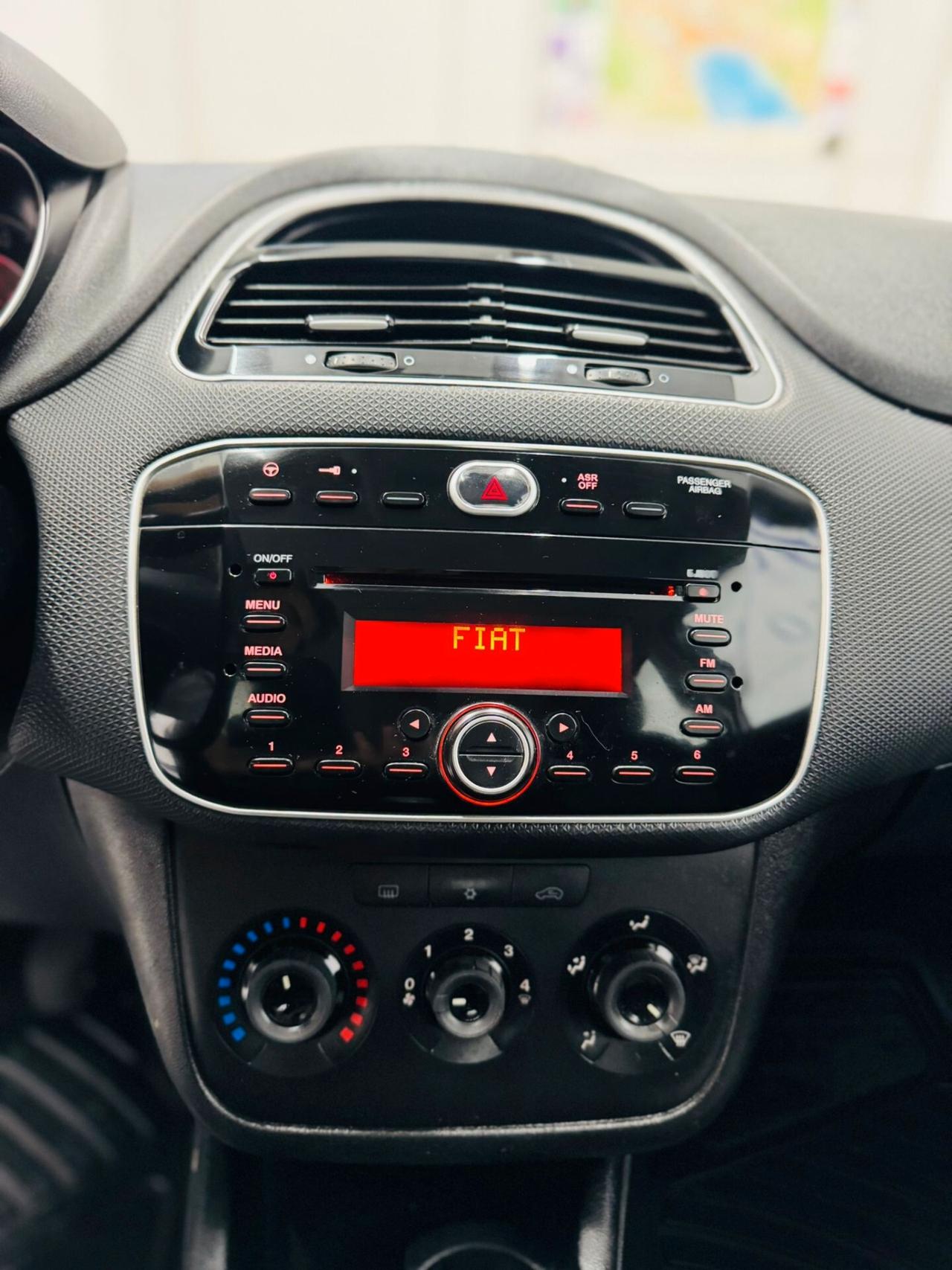 Fiat Punto 1.2 5 porte Street