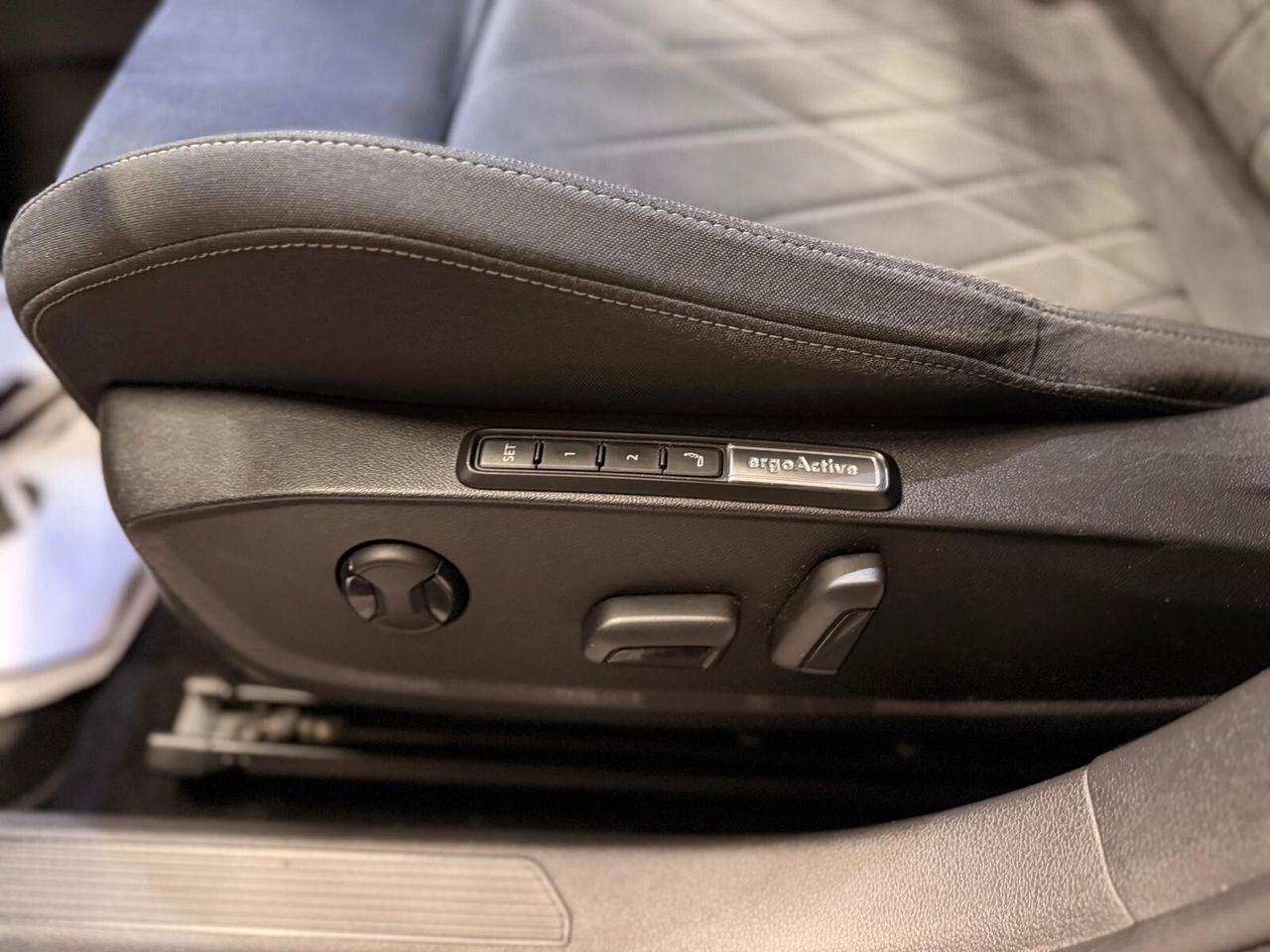 Volkswagen Golf 2.0 TDI 116 CV DSG SCR Style