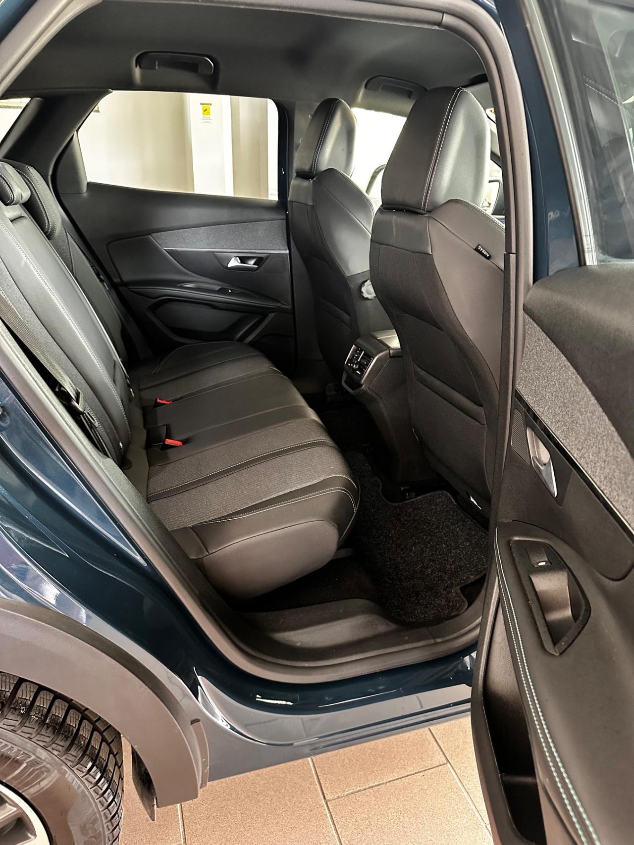 Peugeot 3008 BlueHDi 130 S&S EAT8 Allure Pack