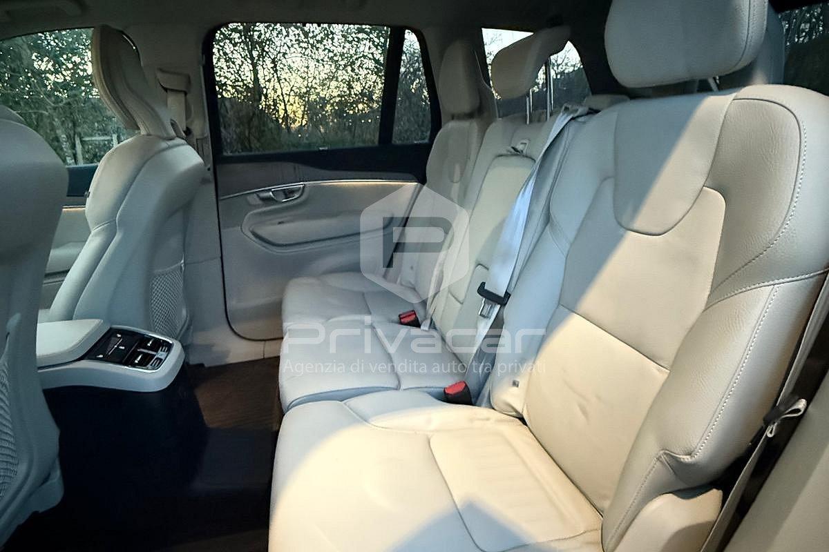 VOLVO XC90 T8 Plug-in hybrid AWD automatico 7 posti Plus Bright