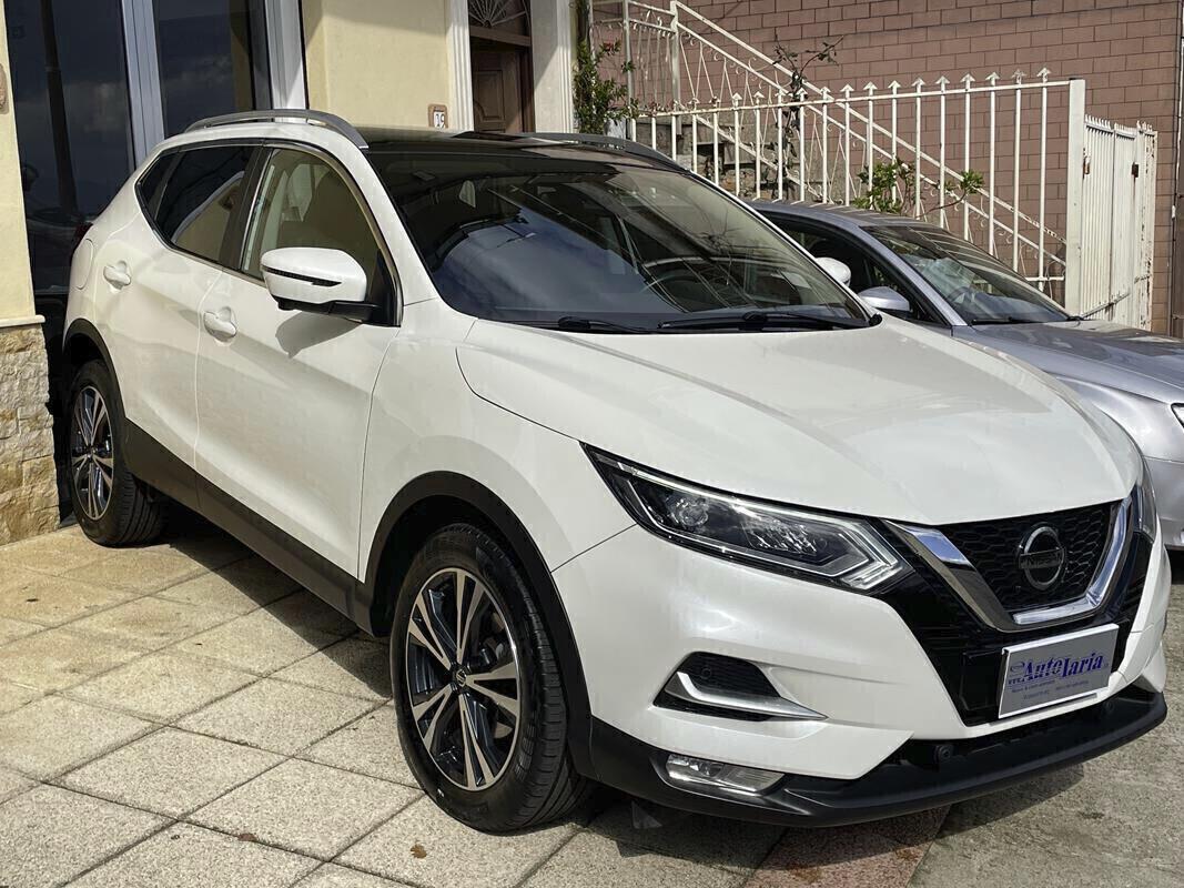 Nissan Qashqai 1.5 dCi 115cv N-Connecta Navi-Tetto Panoramic-Telecamere 360-Cerchi 18-Gancio traino