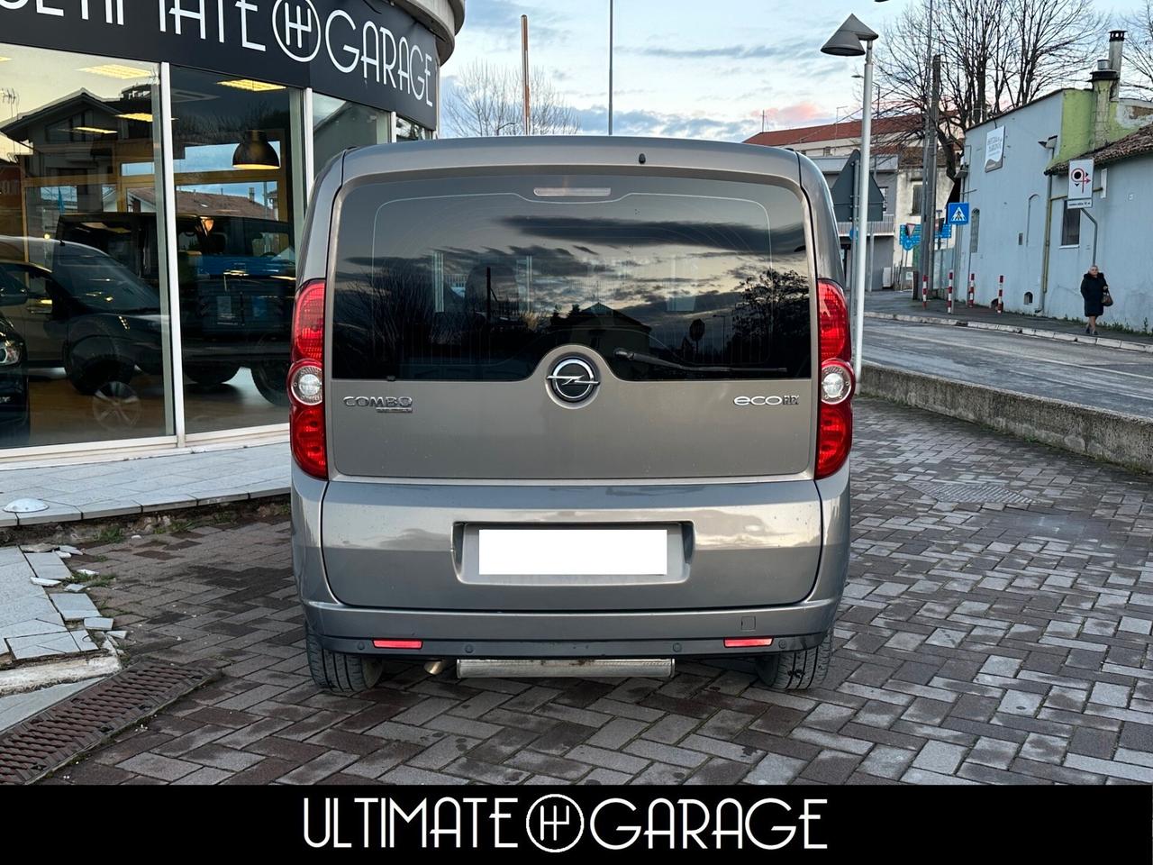 Opel Combo 1.4 Turbo EcoM 120CV PC-TN Cosmo