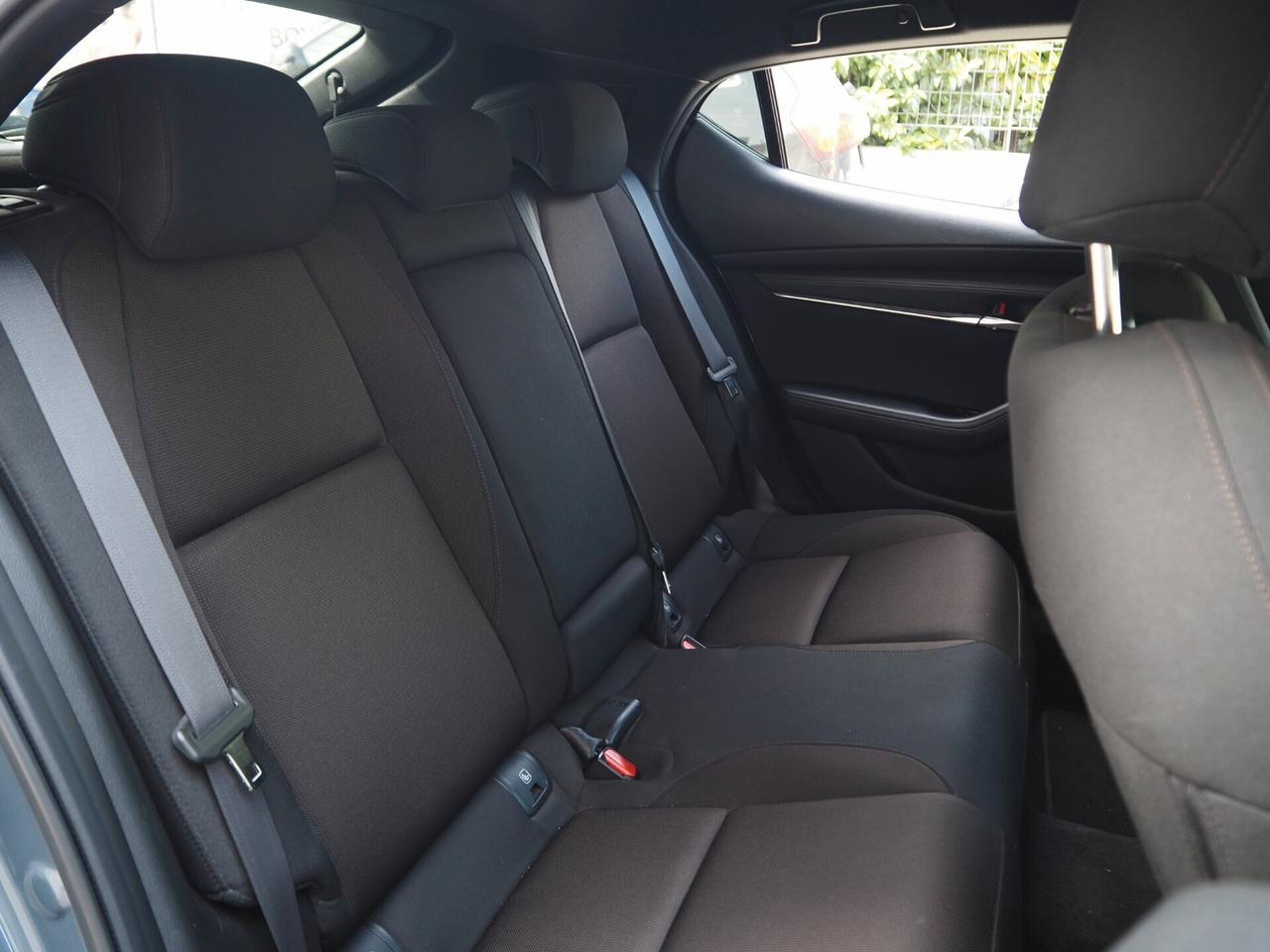 Mazda 3 1.8L Skyactiv-D Exceed