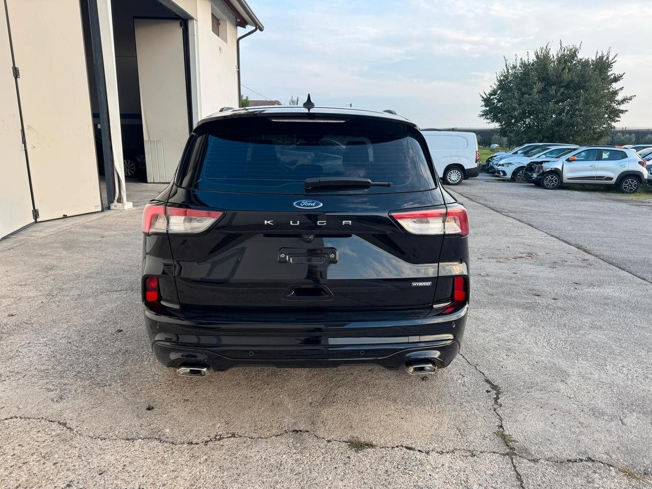 Ford Kuga 2.5 full hybrid ST-Line 2wd 190cv cvt INCIDENTATA