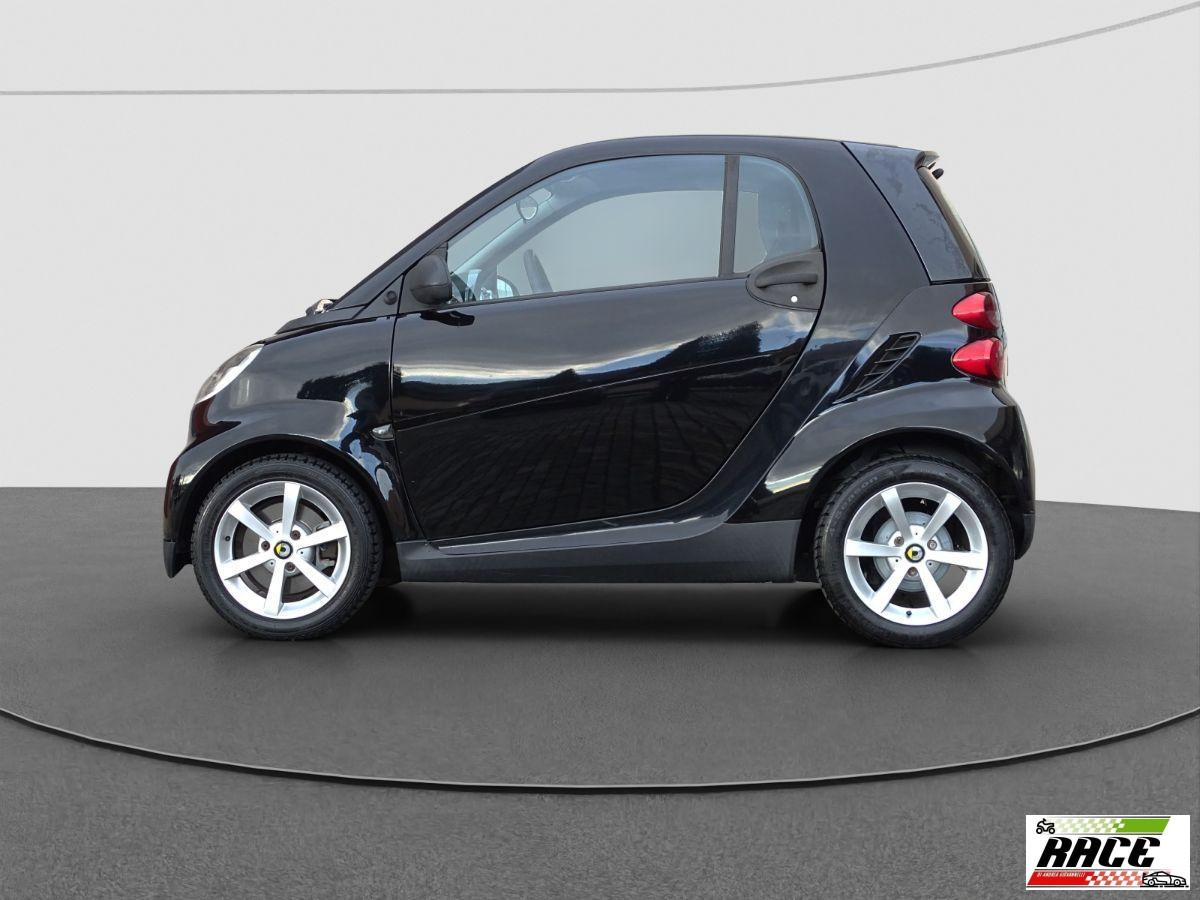 SMART - Fortwo - 1000 52 kW MHD coupé passion