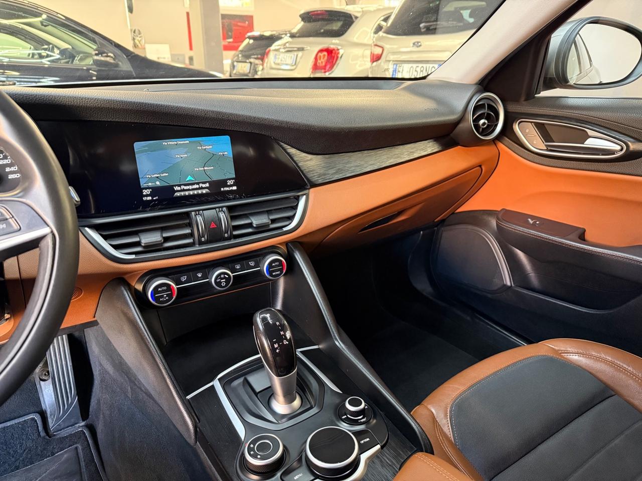 Alfa Romeo Giulia 2.2 JTDM Business - FABIANOAUTO