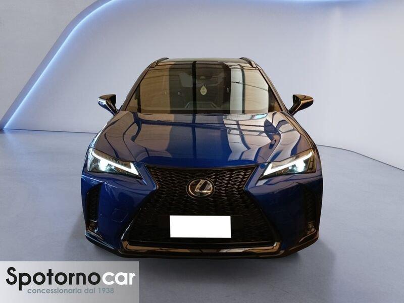 Lexus UX Hybrid Design