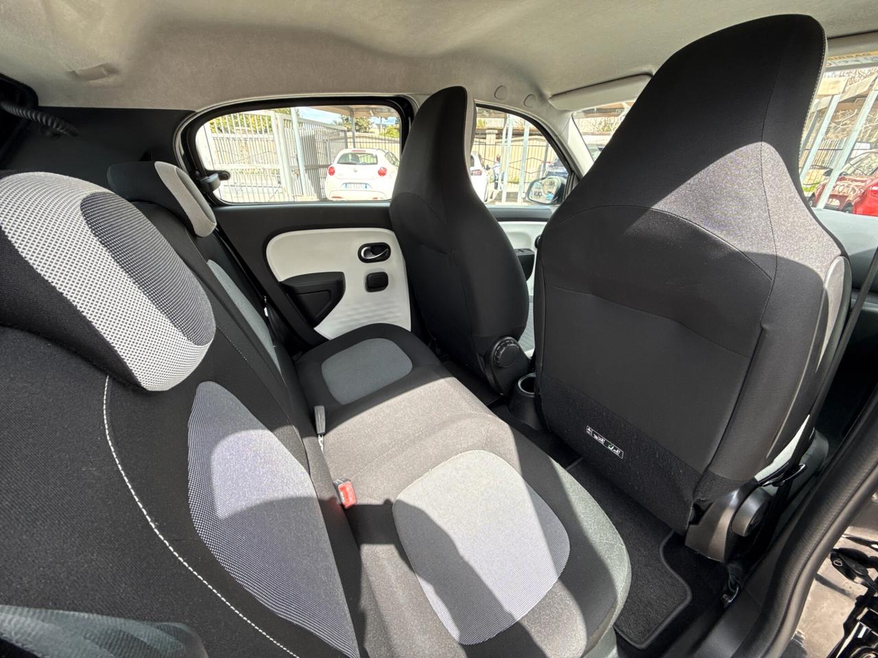 Renault Twingo 1.0 SCe Stop&Start